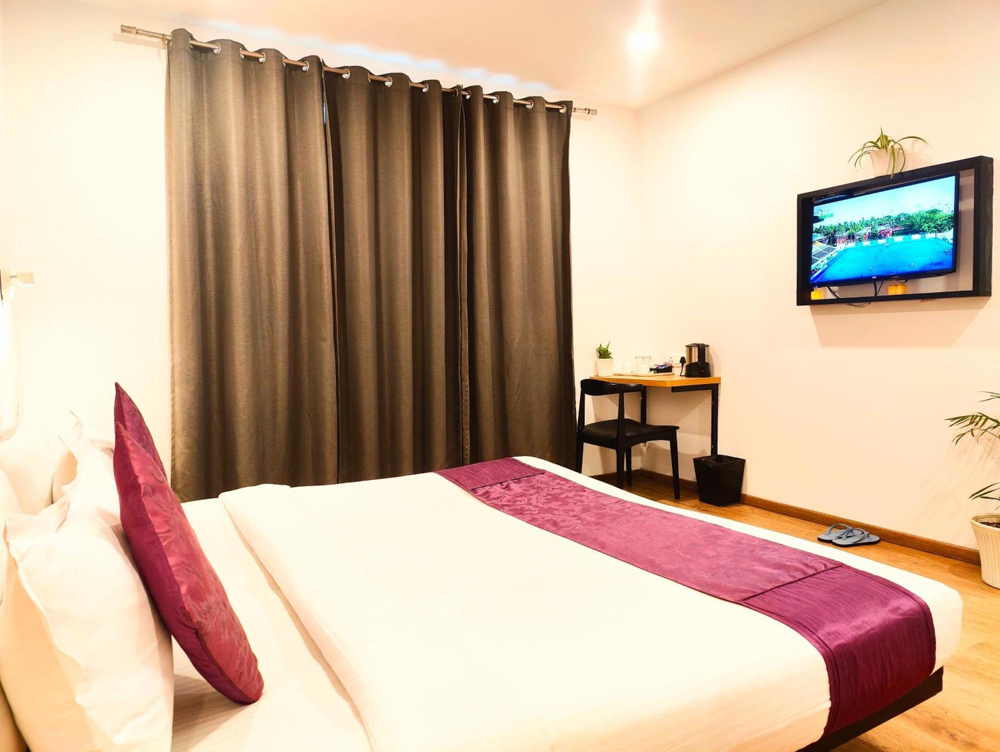 Mavens White Artemis Hospital Road Sector 52 Gurgaon Hotel Екстериор снимка